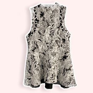 SALE❗️Free People | Sleeveless Peplum Top